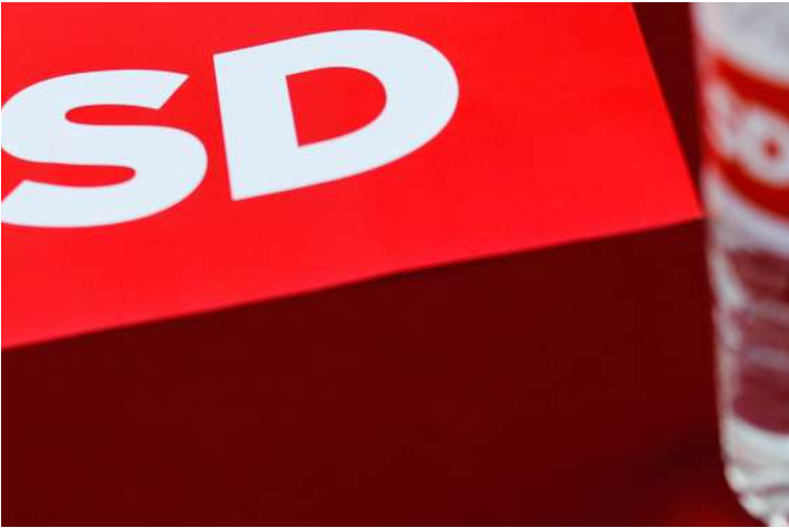 SD in Levica z javnim pismom podpore instituciji predsednika republike