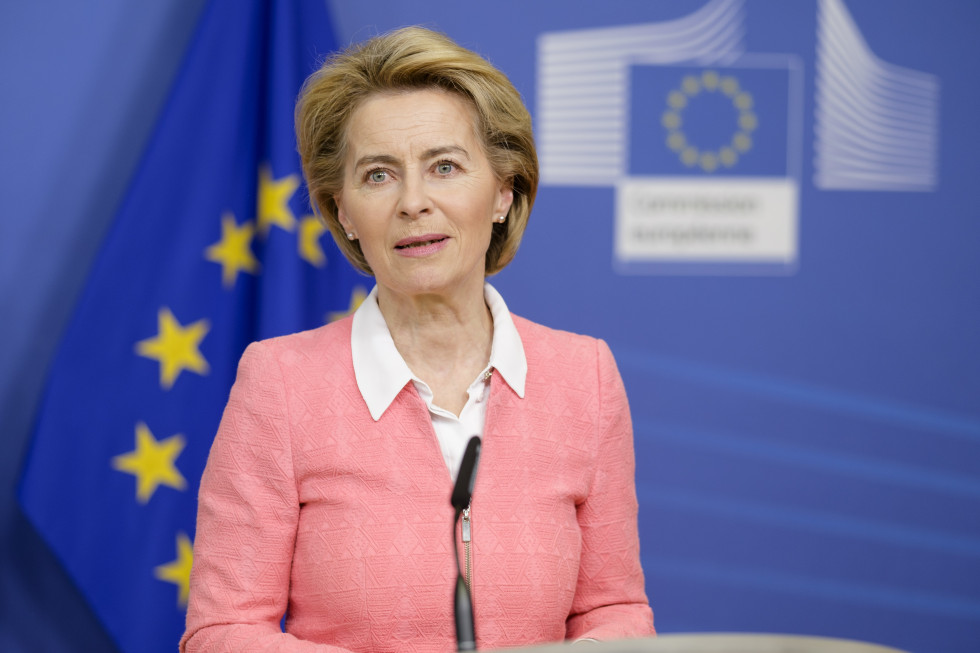 Von der Leyen in Costa čestitala Radevu za zmago na volitvah v Bolgariji