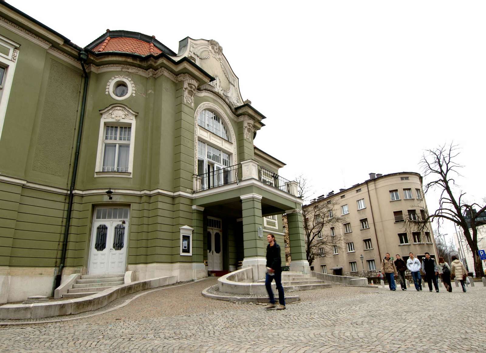 V ljubljanski Drami s poročilom opozorili na nujnost nadaljevanja prenove