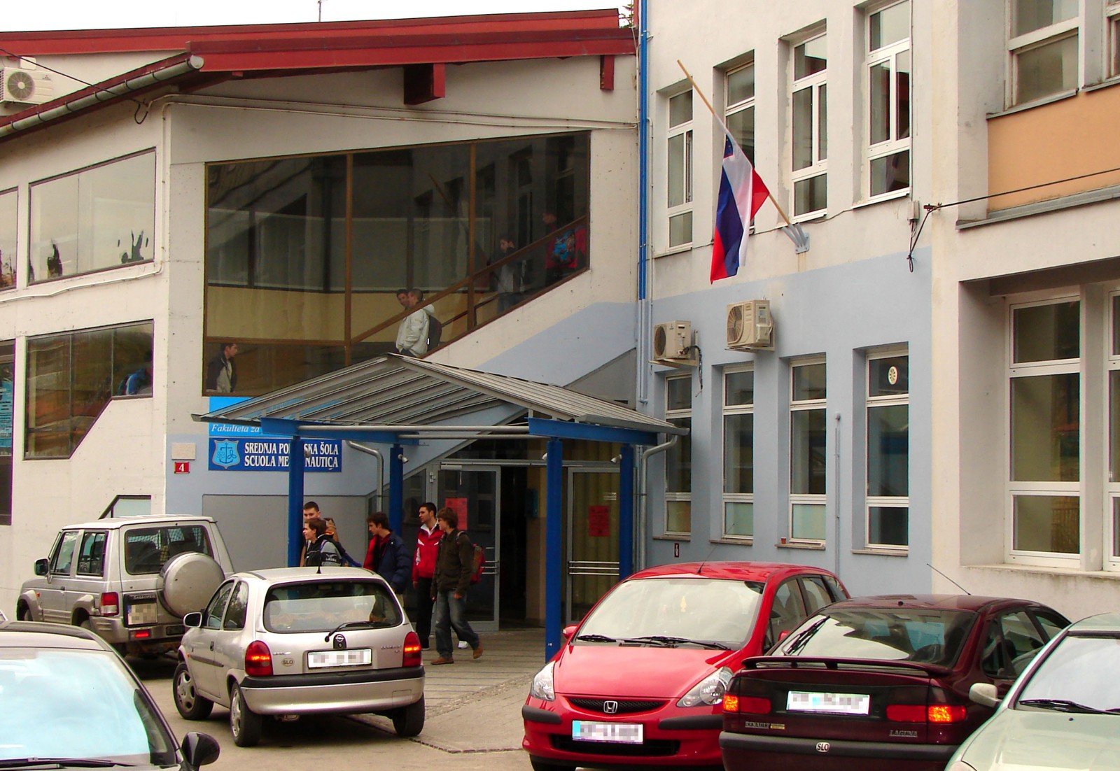 Vse je enako, a ne po mnenju dijakov