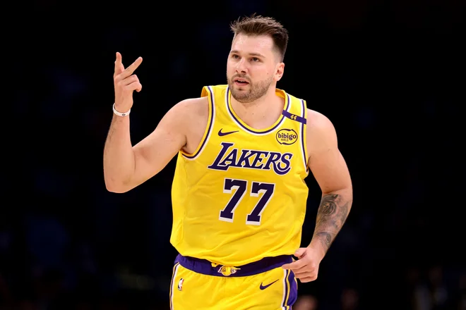 LA Lakers brez Dončića in Reavesa do zmage v Portlandu