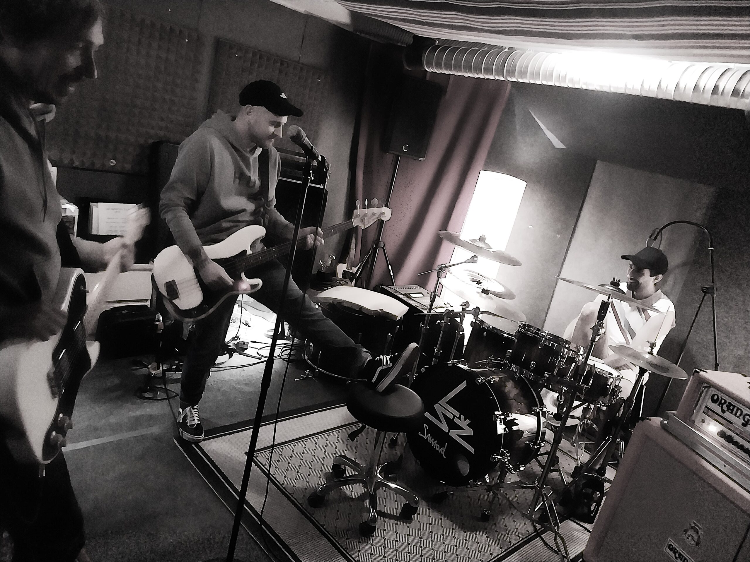 Prisluhni polki: Lim Smrad in Žila