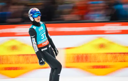 Kobayashi v drugi seriji preprečil zmago Domna Prevca