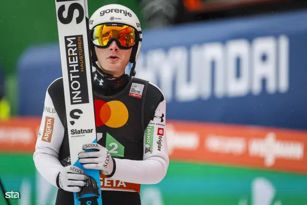 Domen Prevc deset let po bratu Petru po zlatega orla