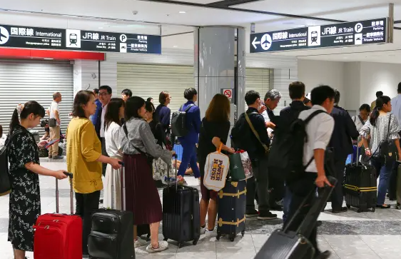 Japonske letalske družbe bodo stroške dražjega goriva verjetno prenesle na potnike