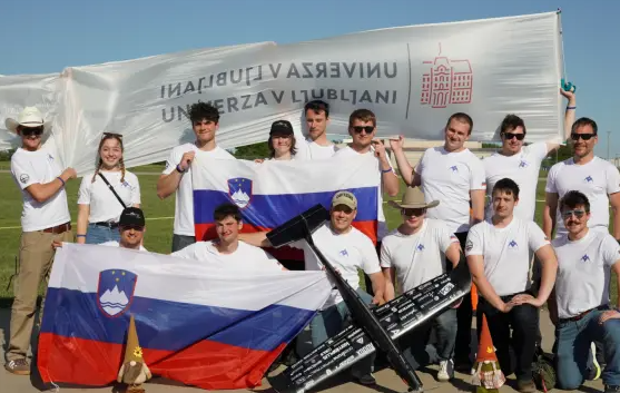 Študentje fakultete za strojništvo z letalom Brvinc do zmage na prestižnem mednarodnem tekmovanju v ZDA