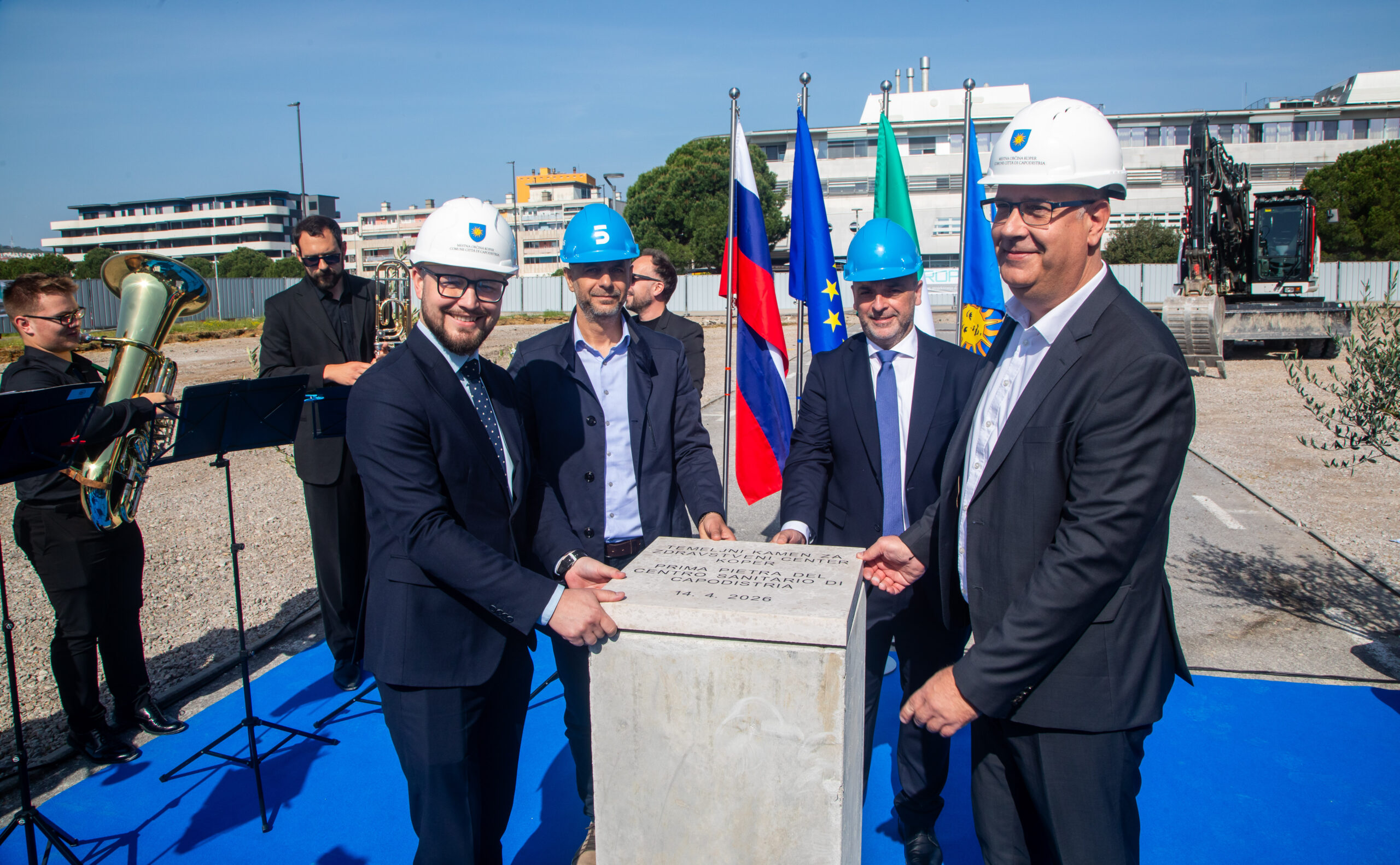 V Kopru postavili temeljni kamen za Zdravstveni center Koper