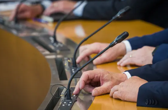 V strankah v pričakovanju nadaljnjih korakov pri oblikovanju koalicije