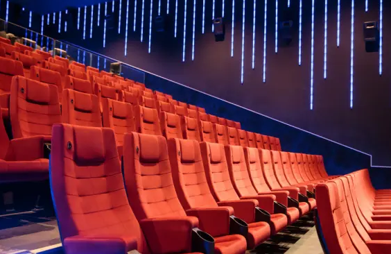 Film Hudičevka v Pradi 2 podira rekorde