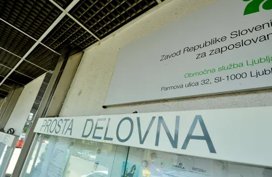 V prvem četrtletju več prostih in zasedenih delovnih mest