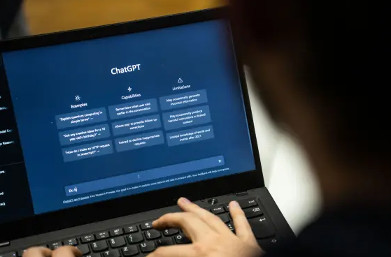 ChatGPT samostojno vdrl v drugo podjetje s področja umetne inteligence