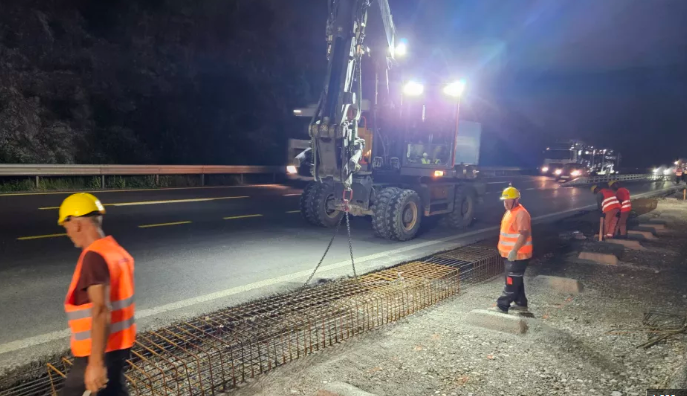 Nočna dela trenutno na primorski in štajerski avtocesti