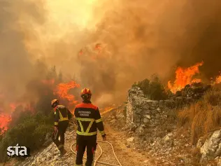 Obsežen požar na Hvaru pod nadzorom