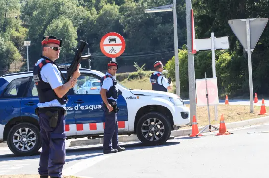 Španska policija razbila veliko mrežo tihotapcev migrantov čez Sredozemlje